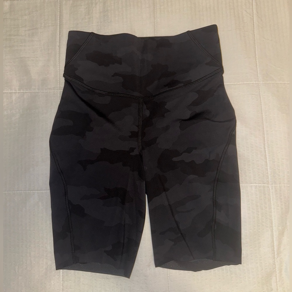 Lululemon 8” High Rise Camo Short